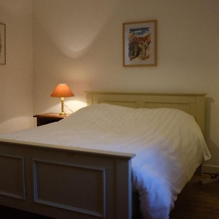 Ferienwohnung Au Chateau Miserey-Salines Exterior foto