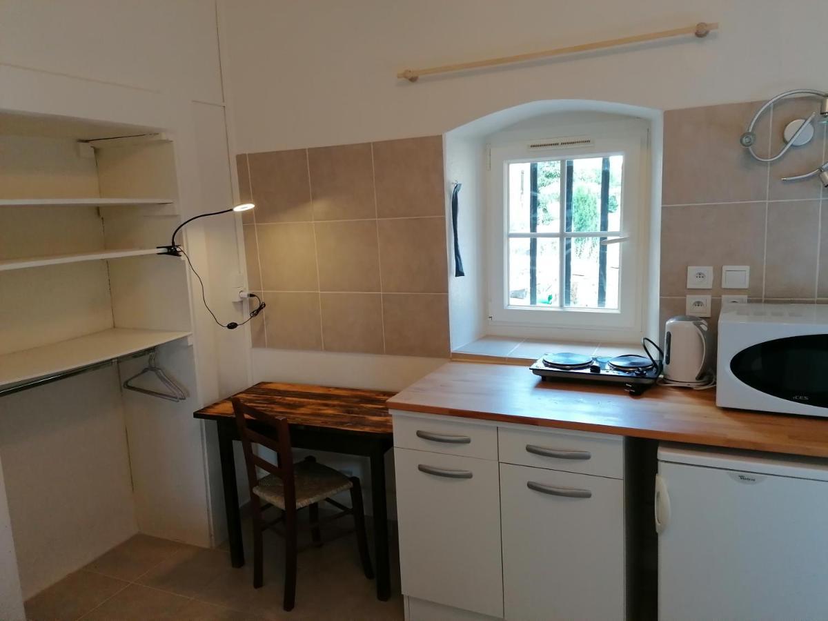 Ferienwohnung Au Chateau Miserey-Salines Exterior foto